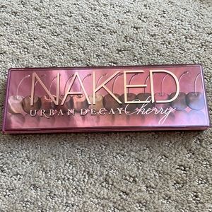 Urban Decay NAKED Cherry palette